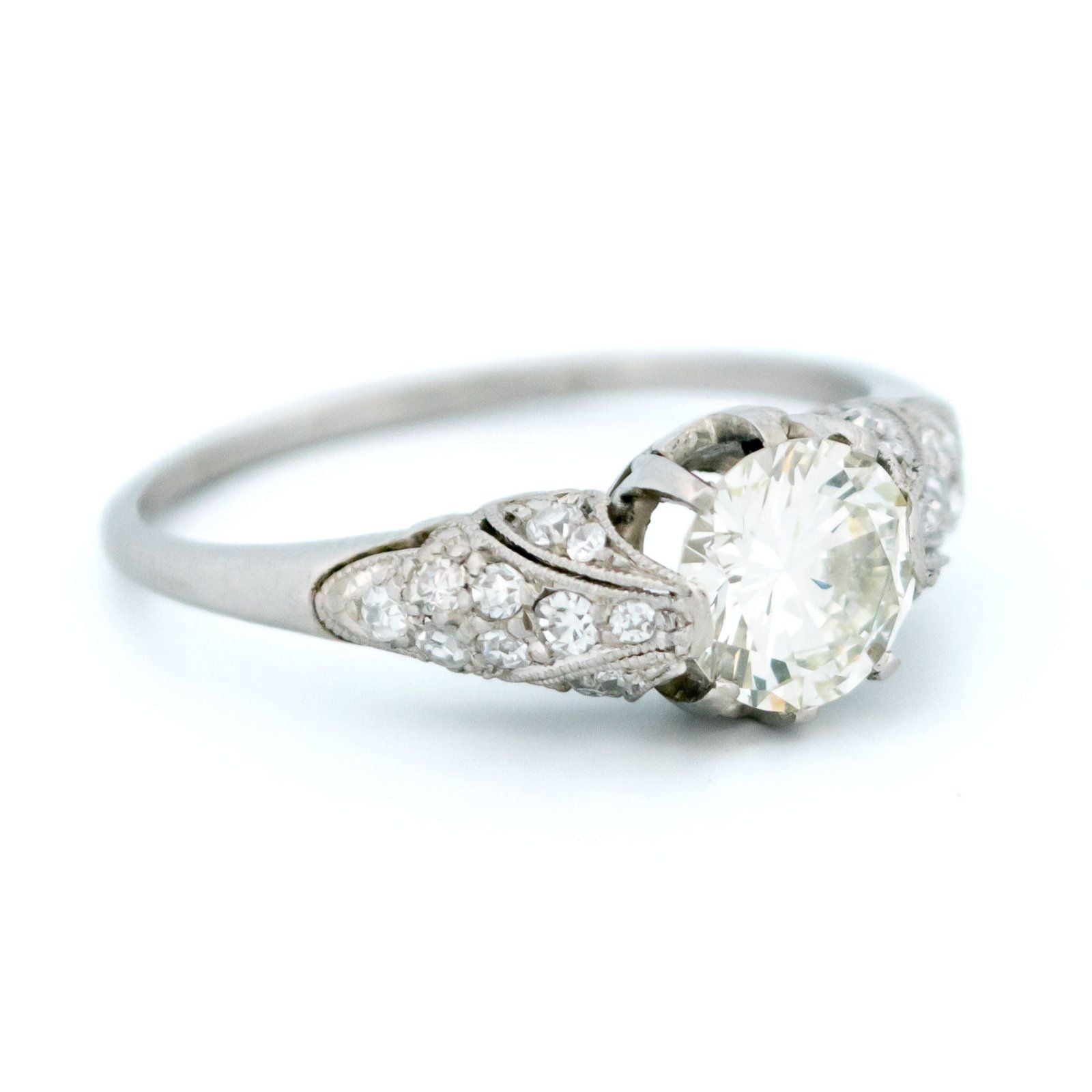 Antique Vintage Art Deco 0.94ct Diamond Solitaire Engagement Ring in Platinum