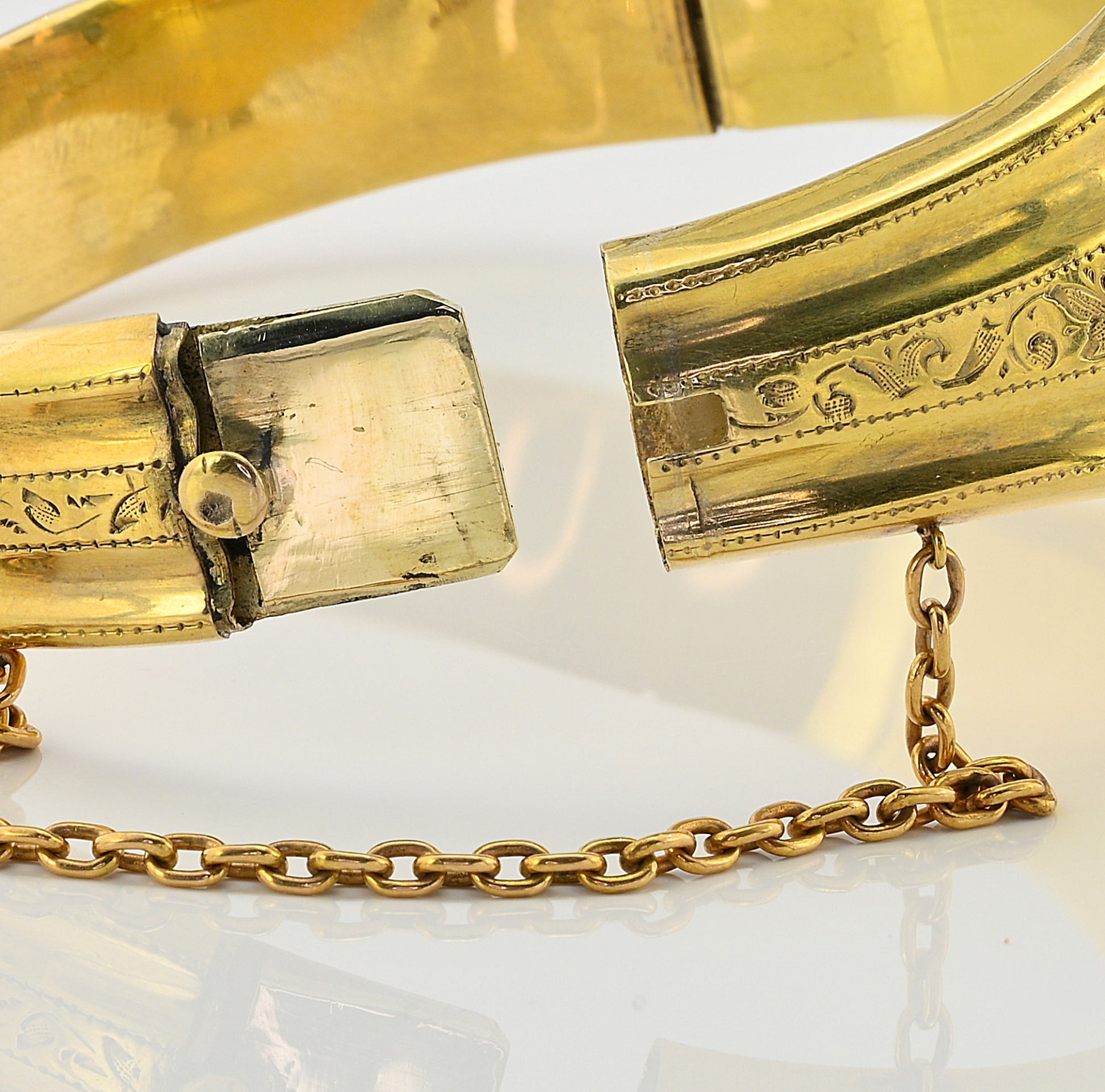 Victorian Antique Pearl Coral Diamond Gold Locket Bangle Bracelet, Circa 1856