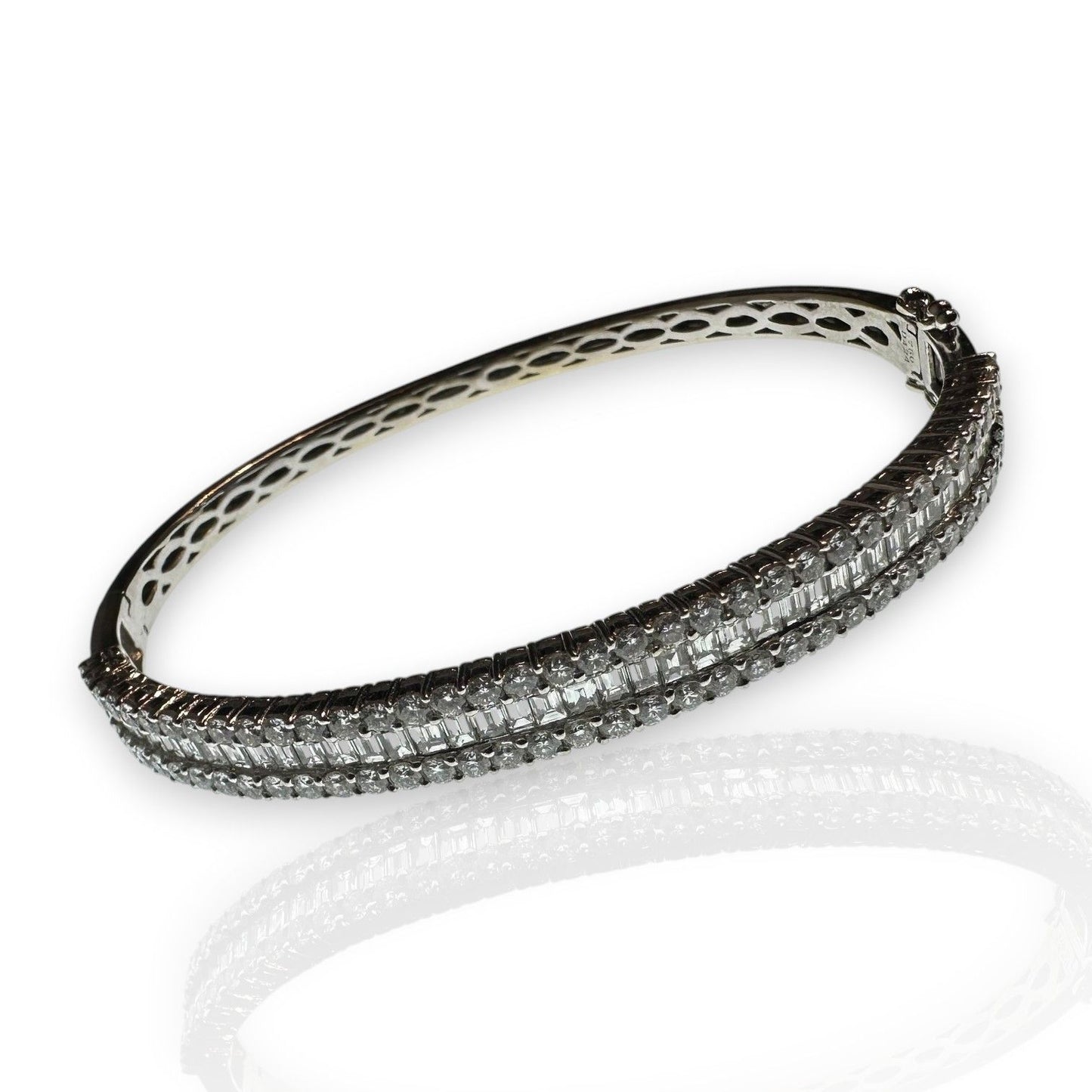 4.42ct Baguette Cut Diamond Bangle Bracelet in 18ct White Gold