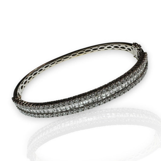 4.42ct Baguette Cut Diamond Bangle Bracelet in 18ct White Gold