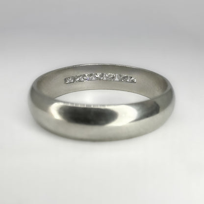Platinum Band Ring Diamond Set