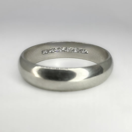 Platinum Band Ring Diamond Set