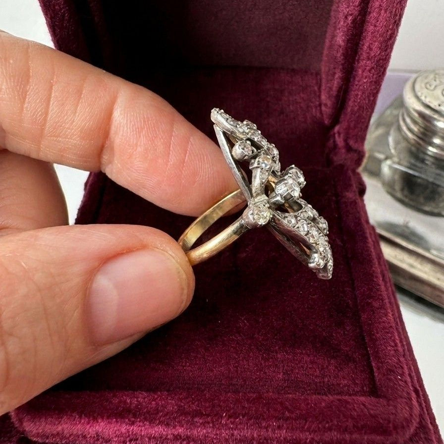 Art Nouveau 1.40 Ct Old Diamond Cut Navette French ring