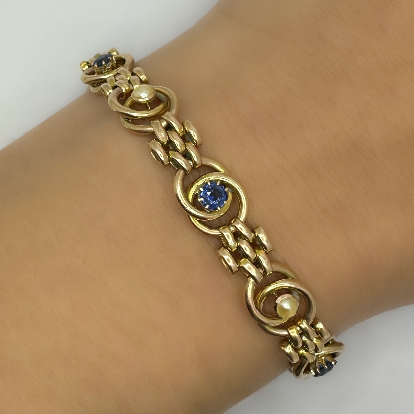 15ct Sapphire and Pearl Bracelet