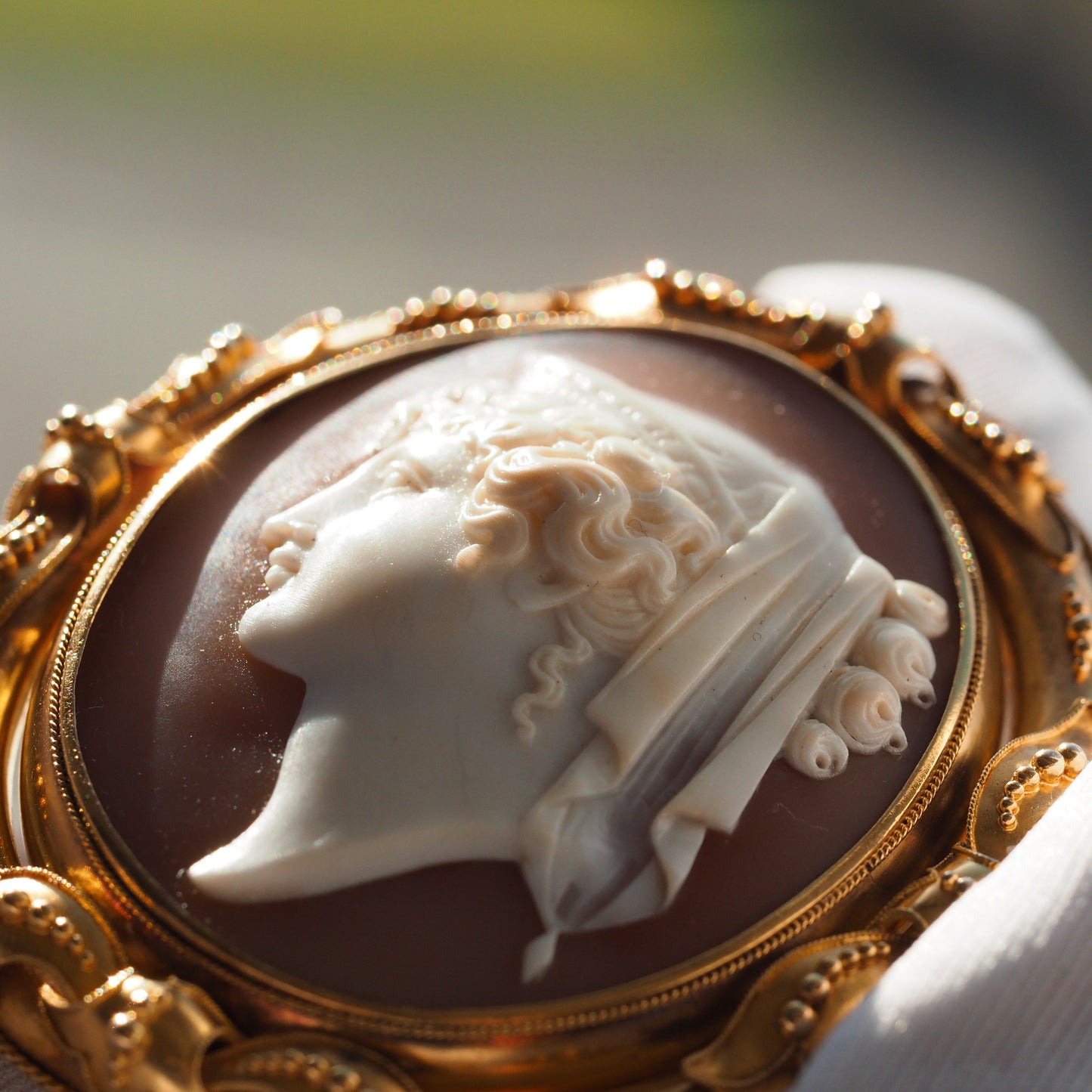 Magnificent Large Antique Victorian 18K Gold Cameo Brooch Pendant Locket - c.1860