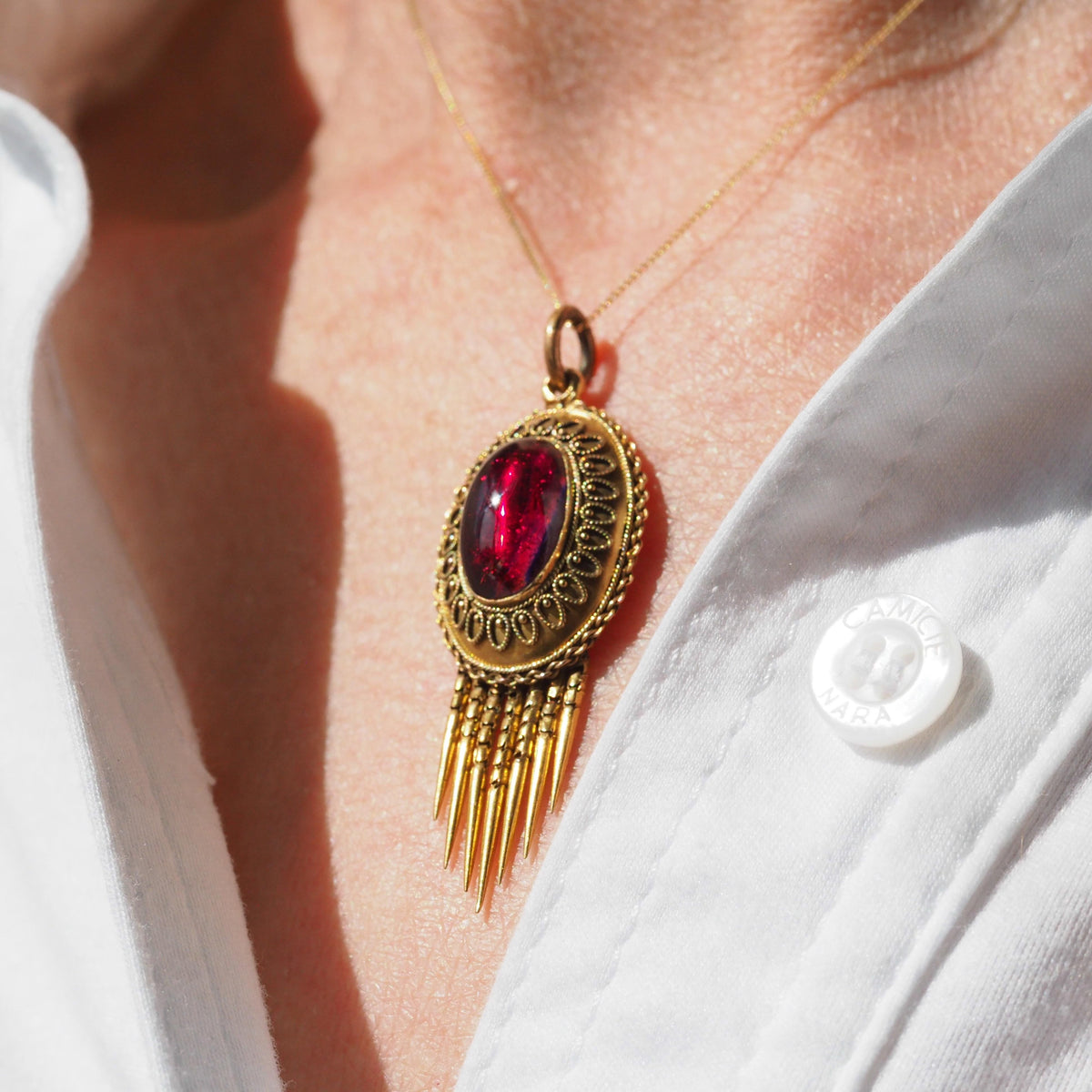 Antique Victorian Garnet Etruscan Revival Pendant Necklace 15K Gold - c.1880