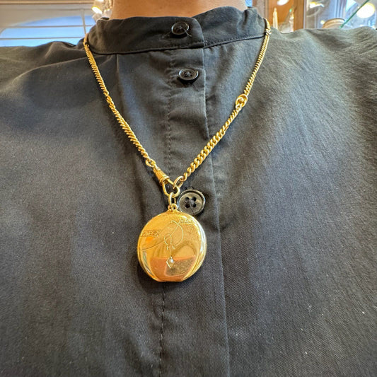 Vintage 14 Carat Yellow Gold Seed Pearl Round Locket