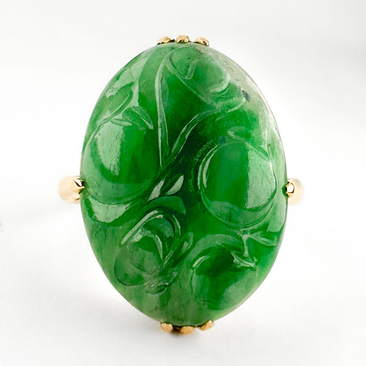 Vintage 1940s Carved Jade Panel Ring