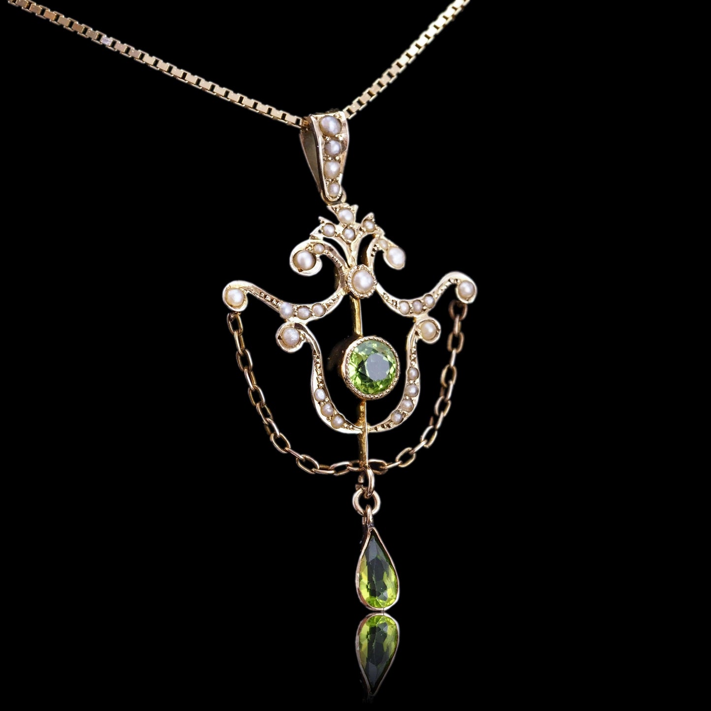 Antique Edwardian Peridot and Seed Pearl Pendant Necklace 9ct Gold - 1909