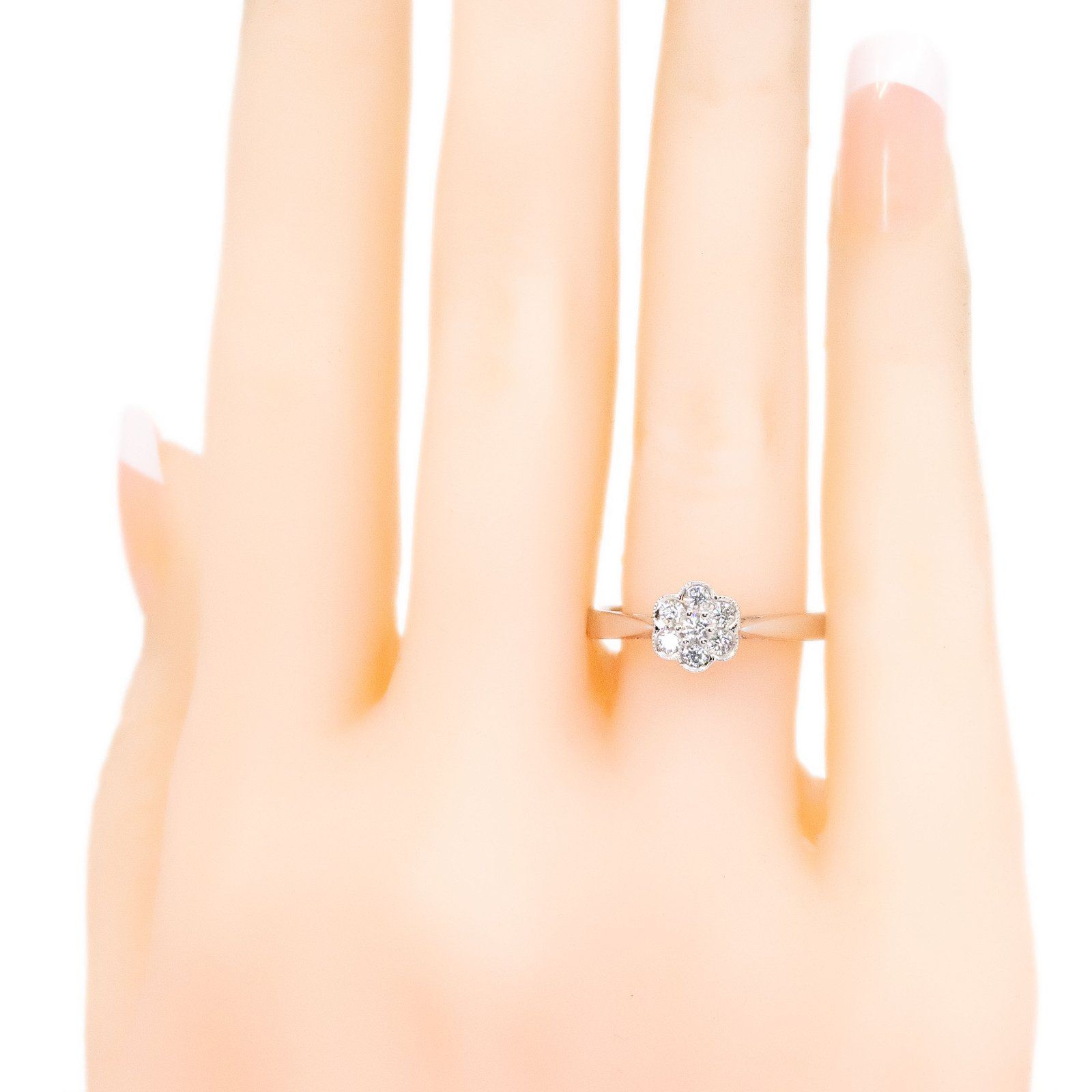 18 Carat White Gold Brilliant Cut Diamond Daisy Cluster Ring, 0.25 Carat