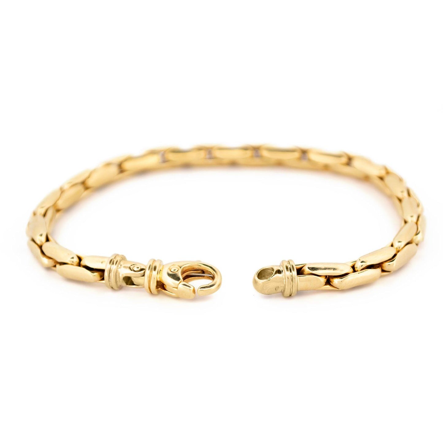 A yellow gold elongated box link bracelet