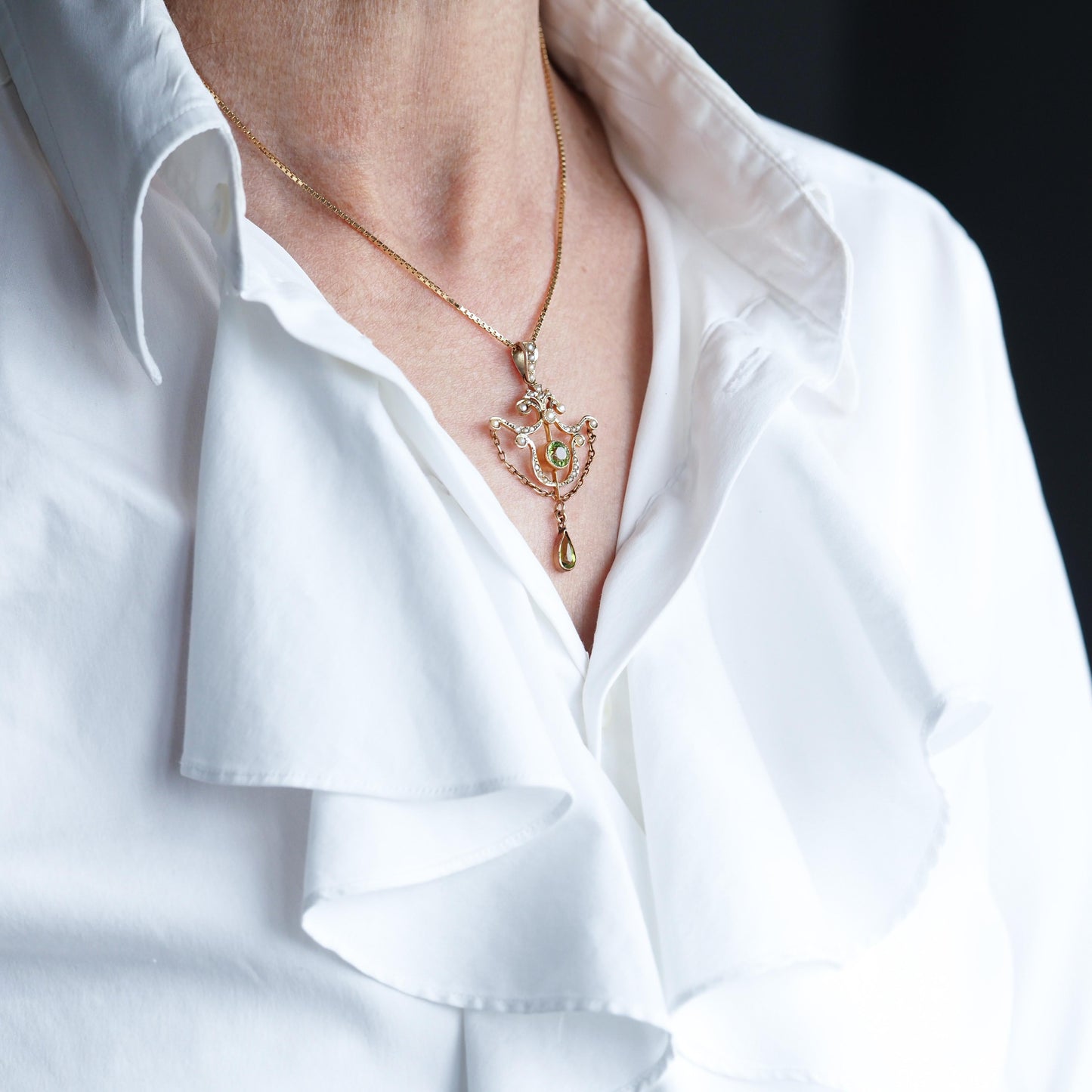 Antique Edwardian Peridot and Seed Pearl Pendant Necklace 9ct Gold - 1909