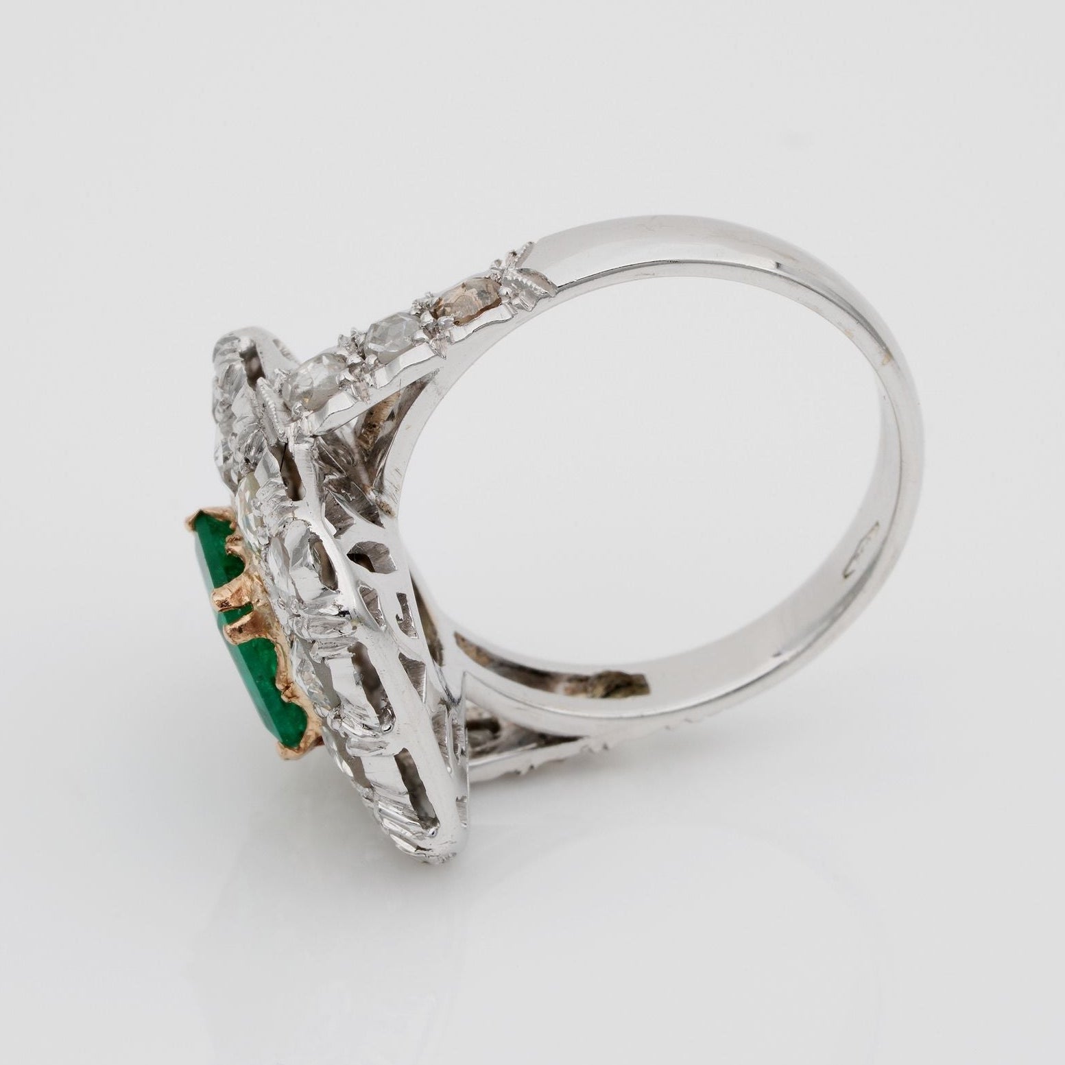 Antique Vintage Art Deco 1.30ct Colombian Emerald and 2.40ct Rose Cut Diamond Cluster Ring