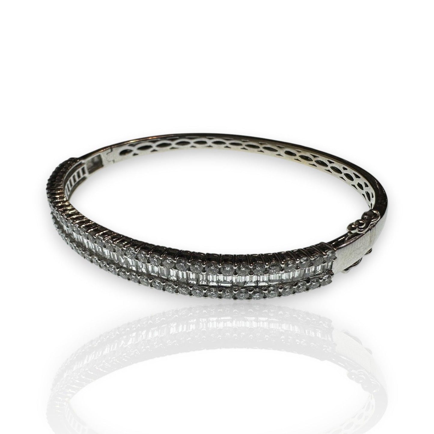 4.42ct Baguette Cut Diamond Bangle Bracelet in 18ct White Gold