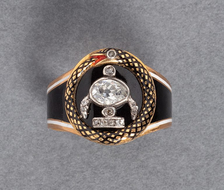 Antique Georgian 18ct yellow gold mourning ring with diamond and enamel