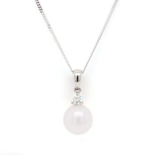 Jewellery 18ct White Gold, Cultured Pearl and Diamond Pendant on Chain