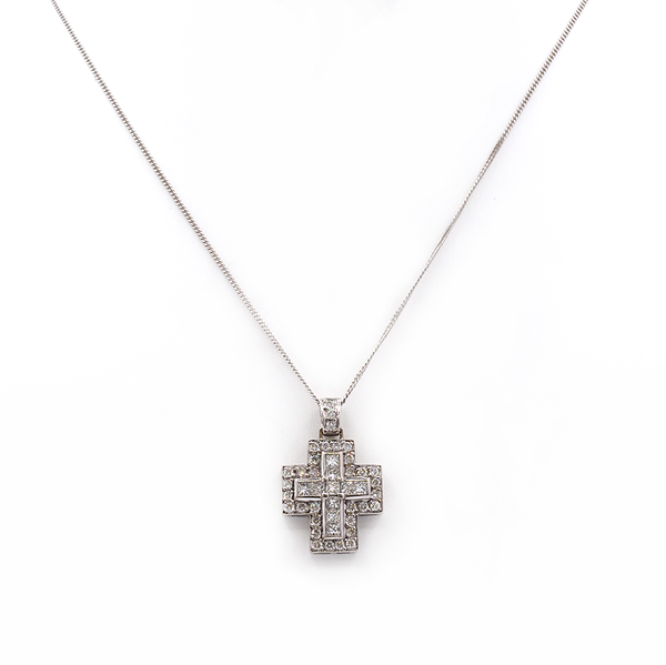 18ct White Gold Diamond Cross Pendant & Chain