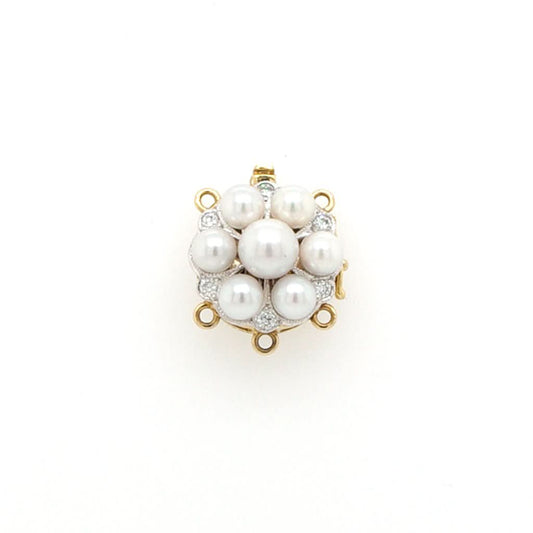 Jewellery An 18ct Gold, Pearl and Diamond Cluster Pearl Clasp
