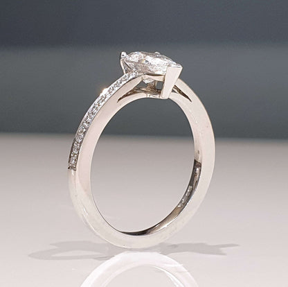 1.01ct Pear Cut Diamond Solitaire Engagement Ring in Platinum