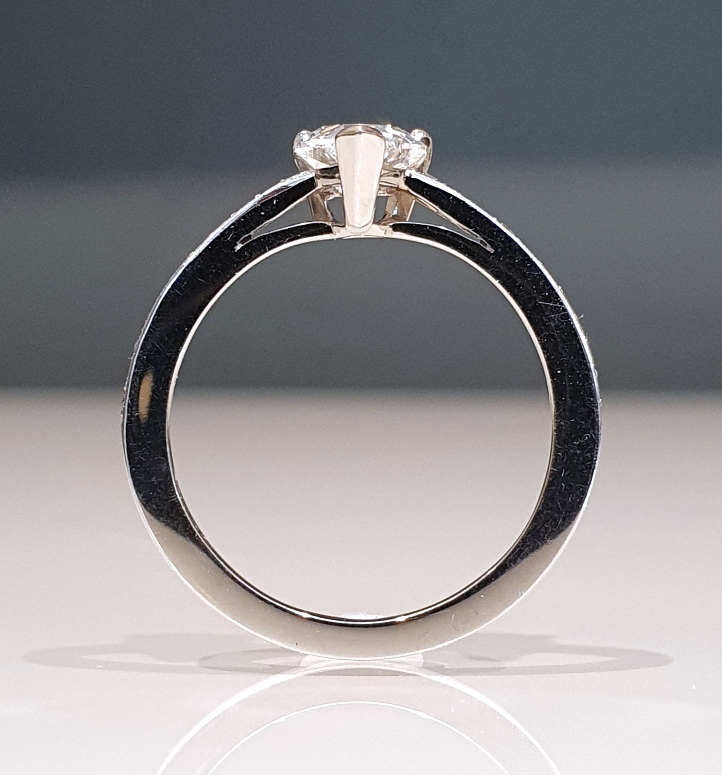 1.01ct Pear Cut Diamond Solitaire Engagement Ring in Platinum