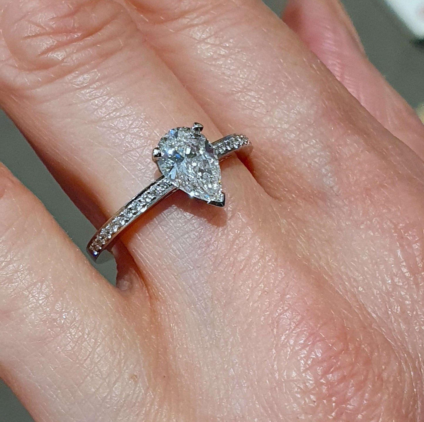 1.01ct Pear Cut Diamond Solitaire Engagement Ring in Platinum