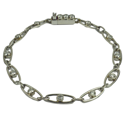 Art Deco 1.40ct Diamond and Platinum Oval Link Bracelet