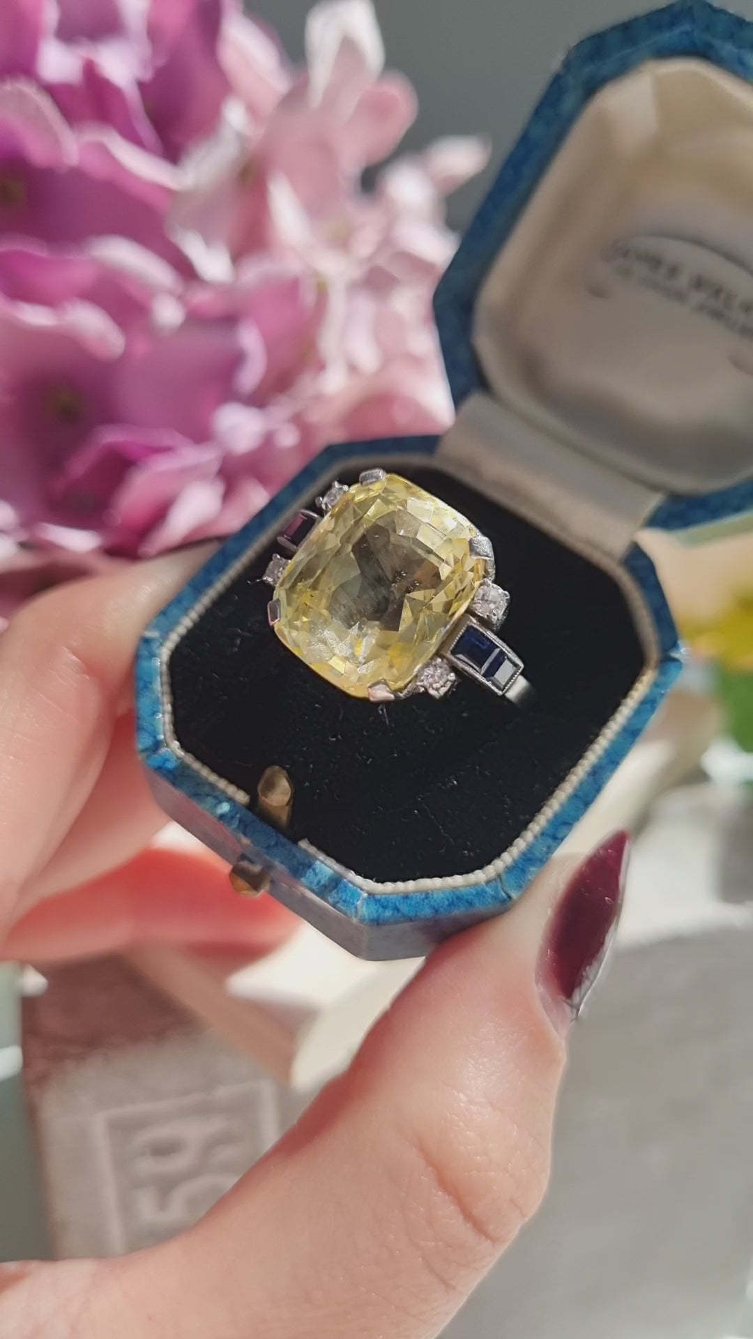 Vintage 1940s Retro 16ct Yellow Sapphire Ring