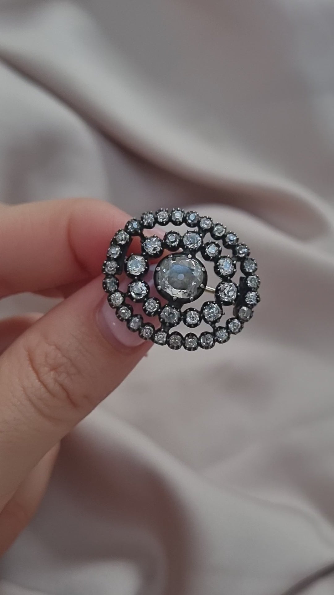 Georgian Antique 2ct Old Cut Diamond Cluster Brooch