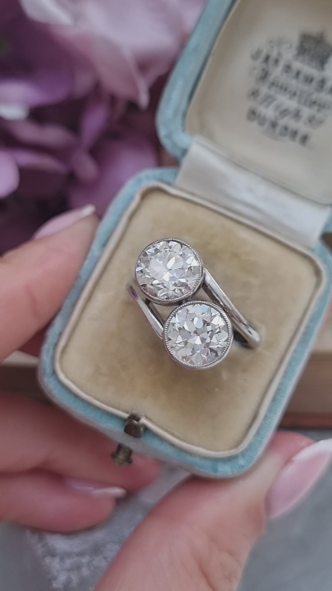Art Deco Old European Cut Diamond Toi et Moi Engagement Ring in Platinum