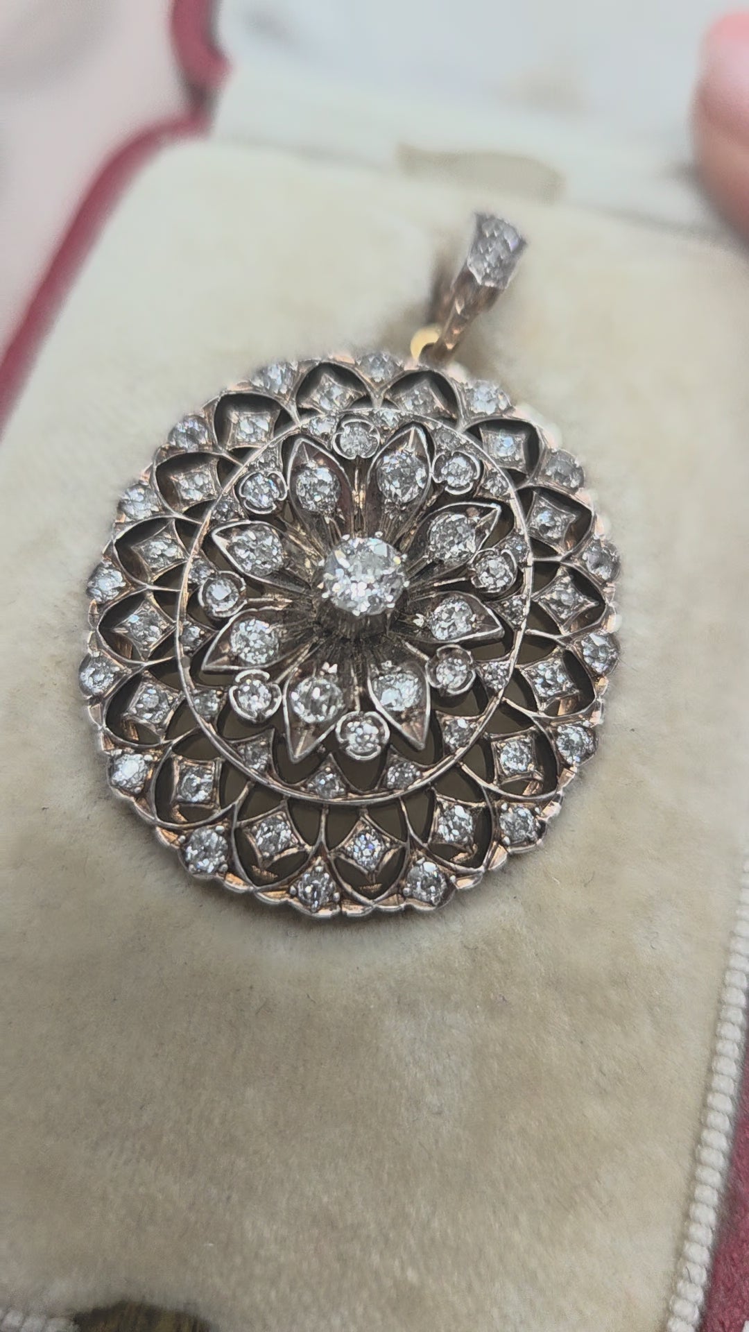 Victorian Antique 2.50ct Old Cut Diamond Oval Cluster Pendant-come-Brooch