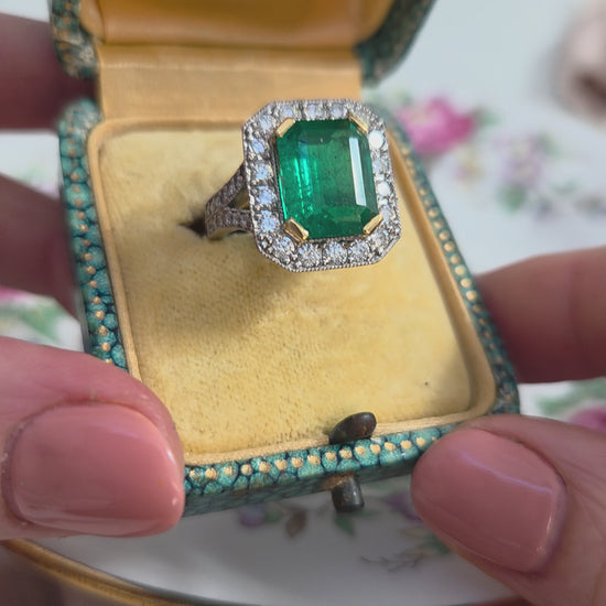 Vintage 3.50ct Colombian Emerald and Diamond Cluster Ring