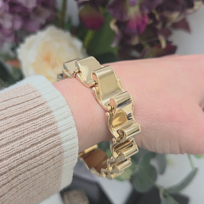 Tiffany & Co. 14 Carat Yellow Gold Bracelet with Sapphire, Circa 1970