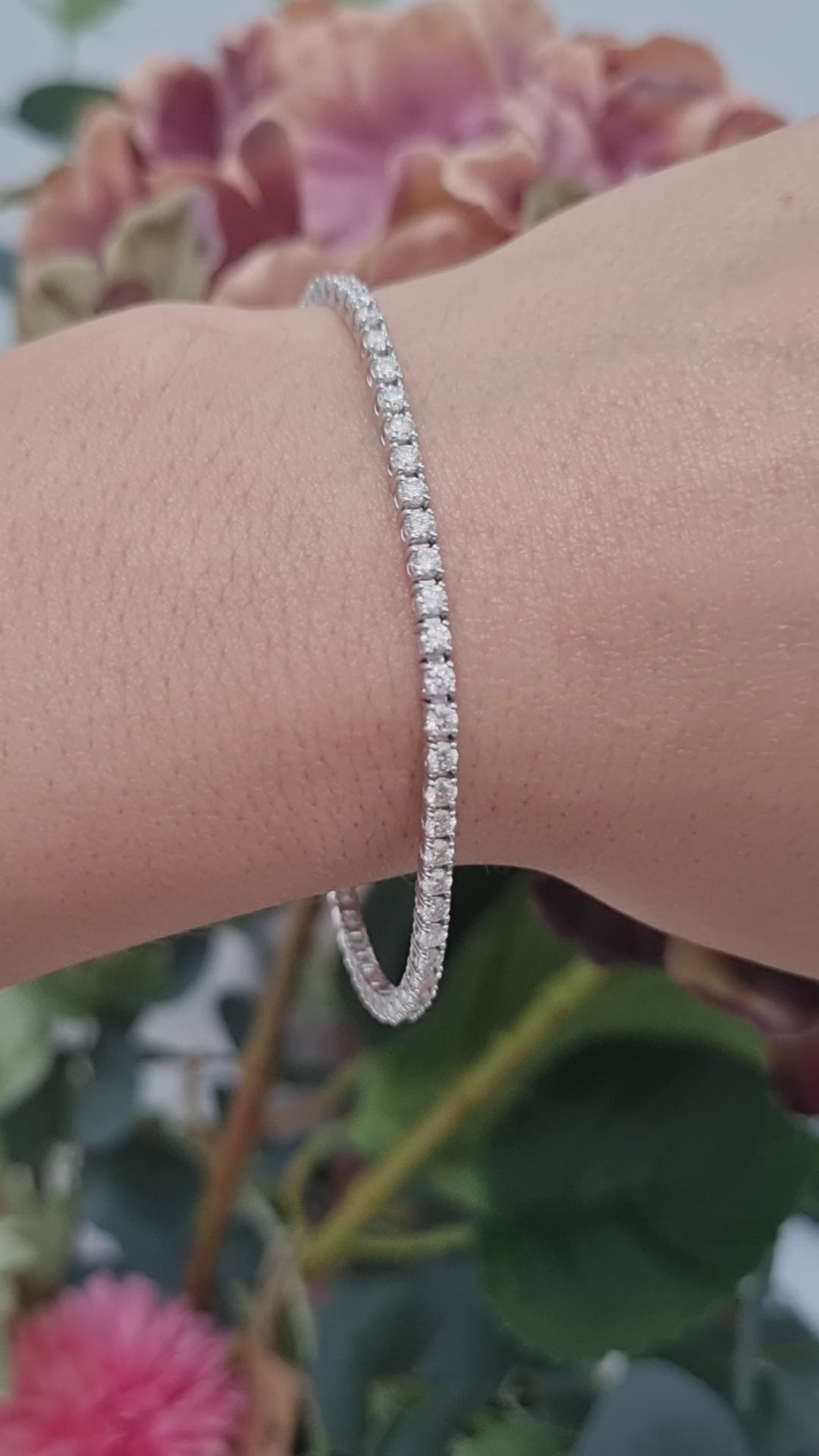 3ct Brilliant Cut Diamond Line Tennis Bracelet in 18ct White Gold