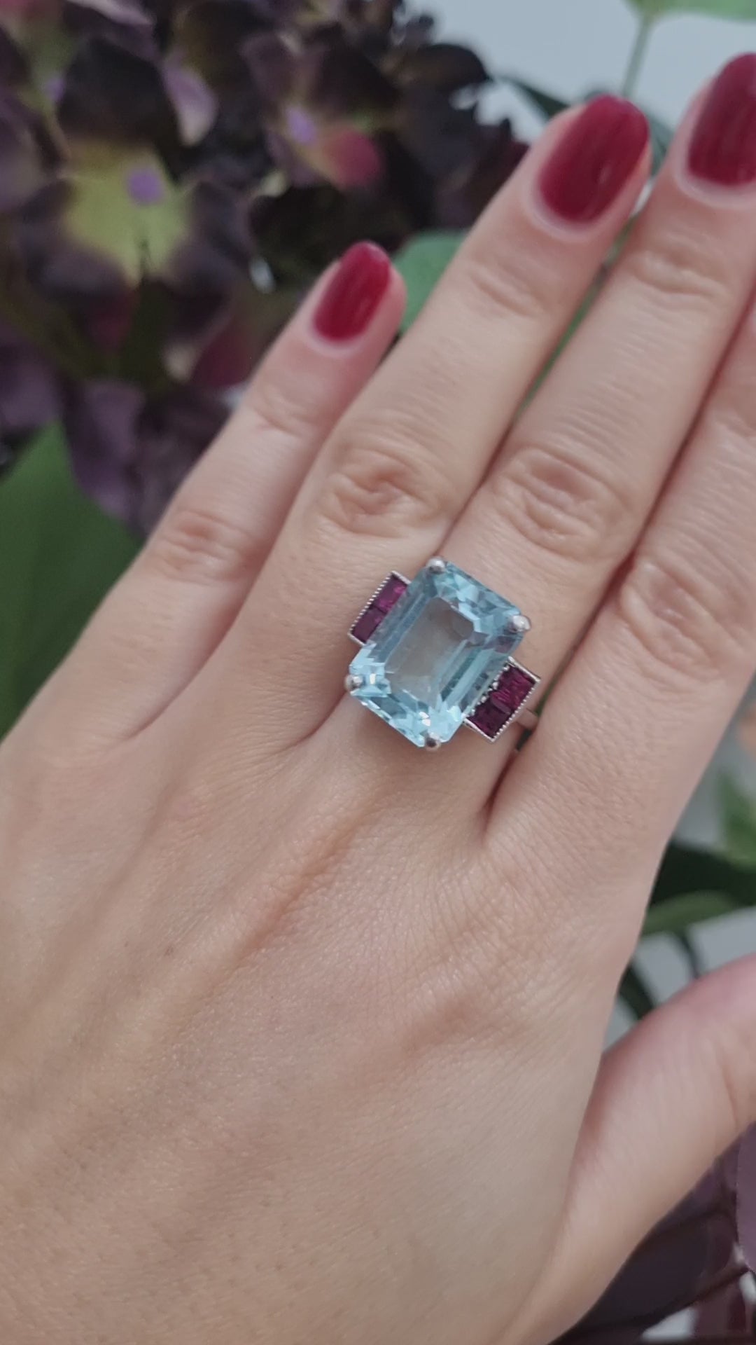 Vintage Retro 1940s Aquamarine and Ruby Cocktail Ring