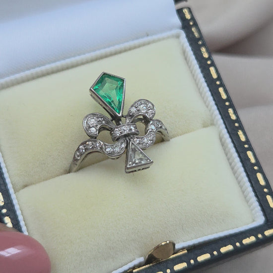 Belle Epoque Emerald and Diamond Fleur de Lis Ring