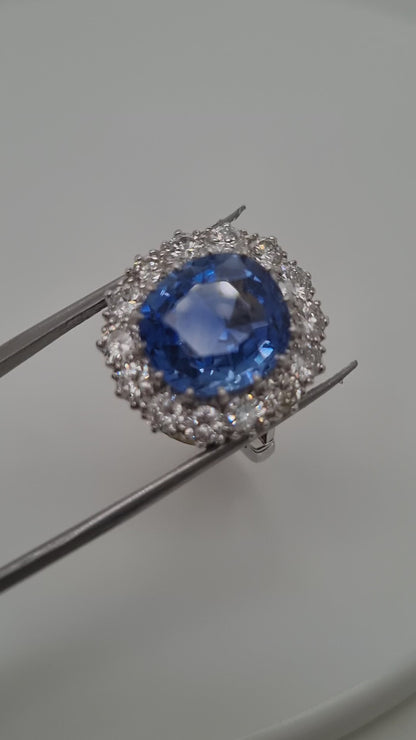 Natural Cornflower Ceylon Sapphire and Diamond Cluster Ring