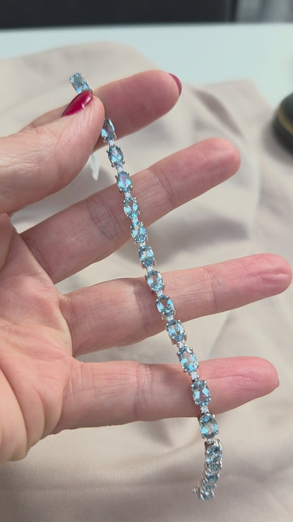 9.64ct Oval Aquamarine and Diamond Line Bracelet