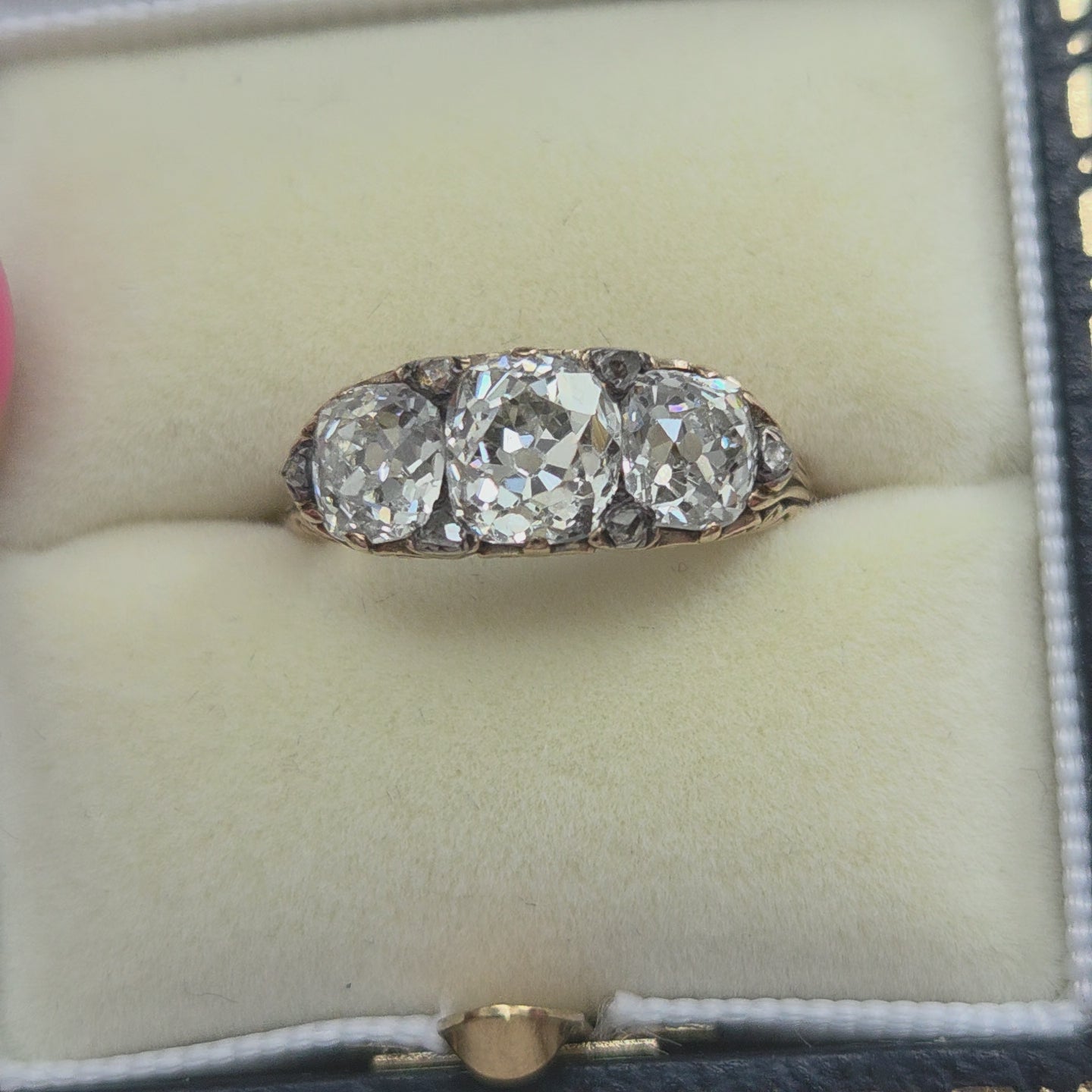 Antique 2.70ct Old Mine Cut Diamond Engagement Ring