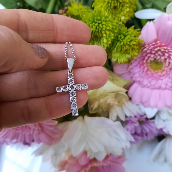 Vintage diamond cross pendant, 1.30 carat total