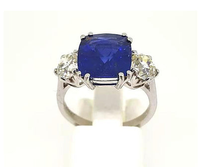 Natural Madagascan Sapphire and Diamond Trilogy Ring, 7.03 carats