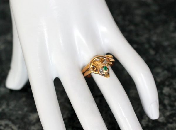 1950's Vintage Snake Ring, with Diamonds and Emerald, 14ct Yellow Gold