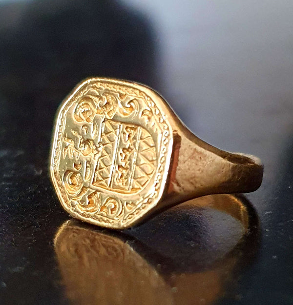 Antique 16th Century Tudor The Totteshurst Coat of Arms Ring, Circa 1550