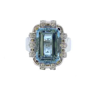 Aquamarine and diamond ring, emerald cut rectangular shape