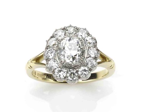 Antique Rings - Vintage Rings- Shop Now at Jewellery Discovery