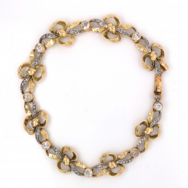 DIAMOND BOW BRACELET
