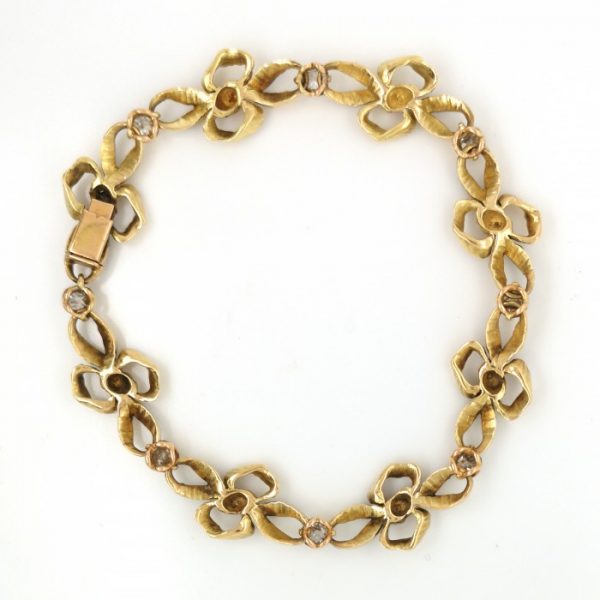 DIAMOND BOW BRACELET