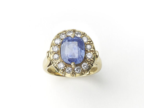 Retro Ceylon Sapphire and Diamond Cluster Ring