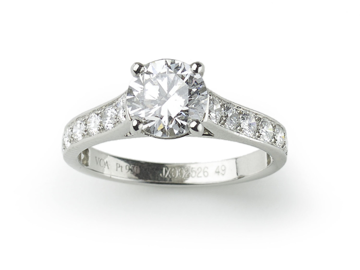 Van Cleef & Arpels Diamond Ring — Jewellery Discovery