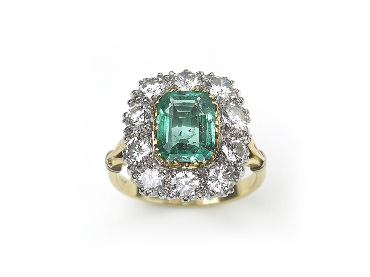 Emerald & Diamond Cluster Ring — Jewellery Discovery