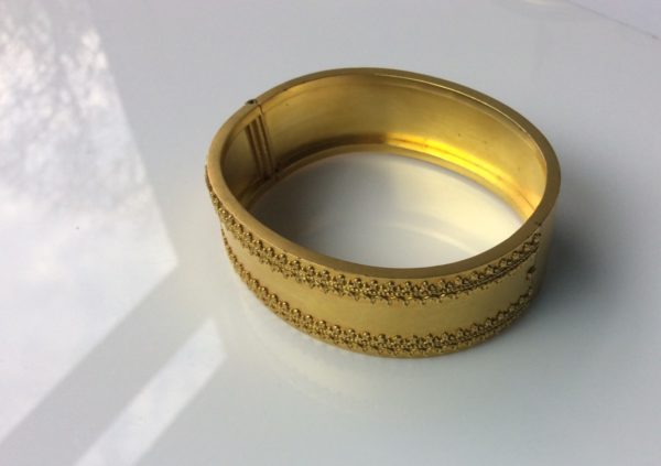 Antique Victorian Etruscan 18ct Yellow Gold Cuff Bangle